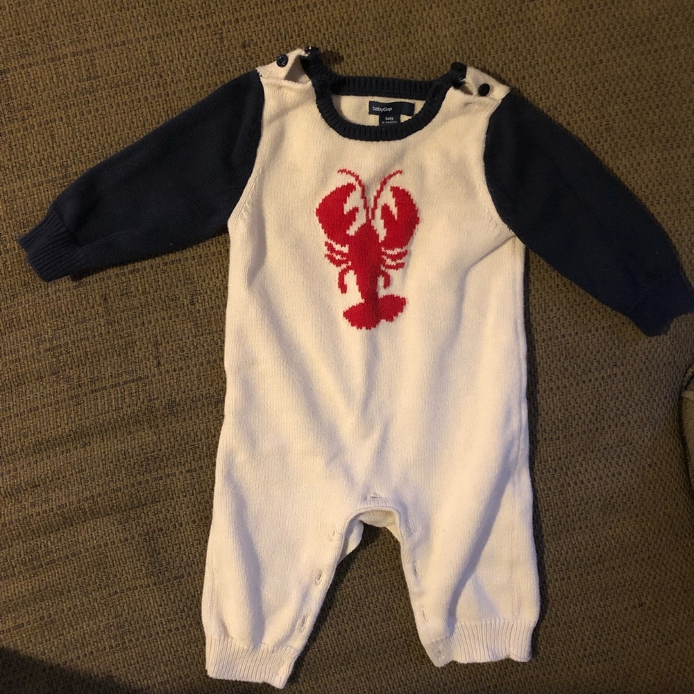 Gap 6-9 month baby sweater one piece